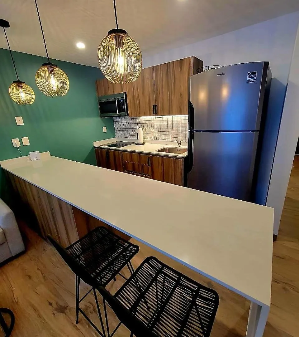 Modern Playacar Condo With Poolside Views & Nature Playa del Carmen Appartamento