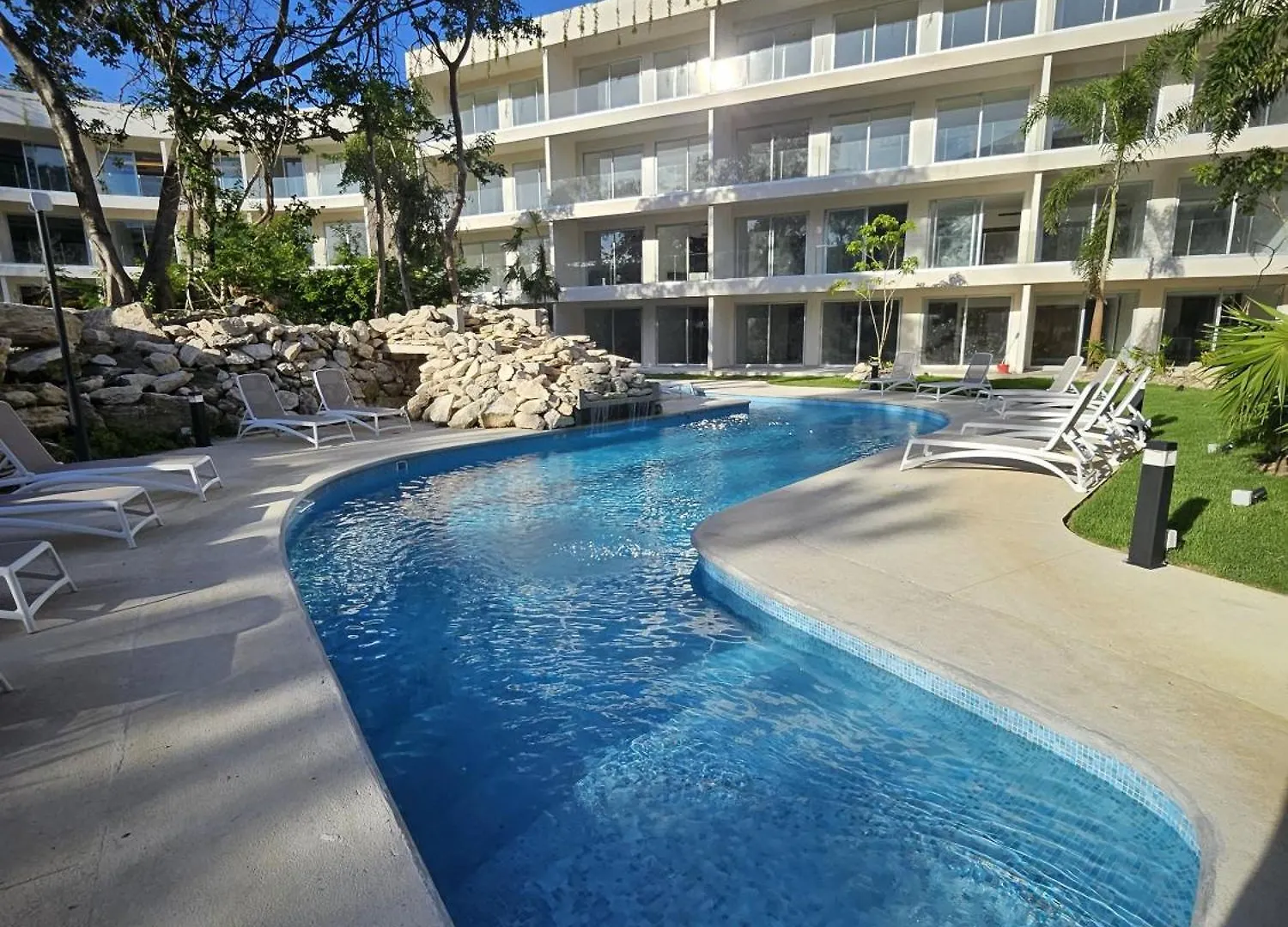 Modern Playacar Condo With Poolside Views & Nature Playa del Carmen