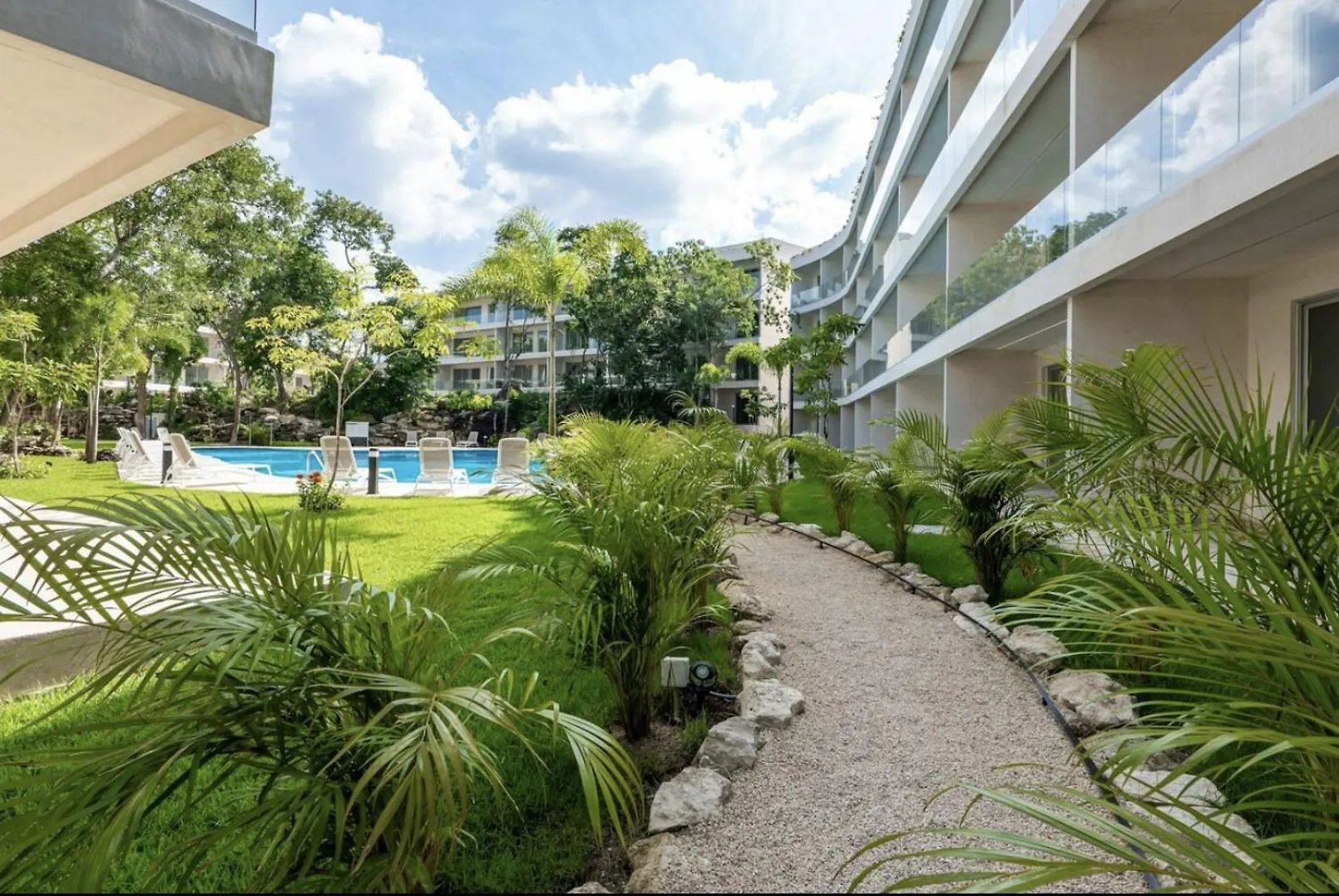 Modern Playacar Condo With Poolside Views & Nature Playa del Carmen